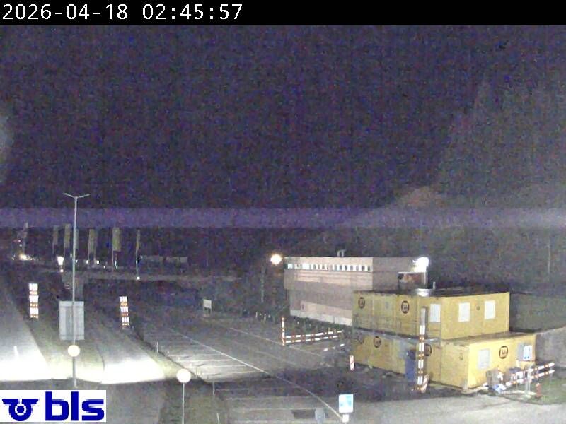 Kandersteg › Süden: Autoverlad Lötschberg