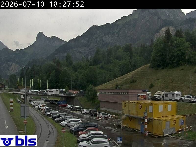 Kandersteg › Süden: Autoverlad Lötschberg