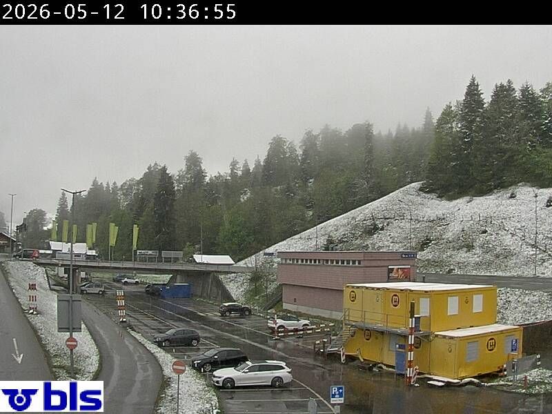 Kandersteg › Süden: Autoverlad Lötschberg