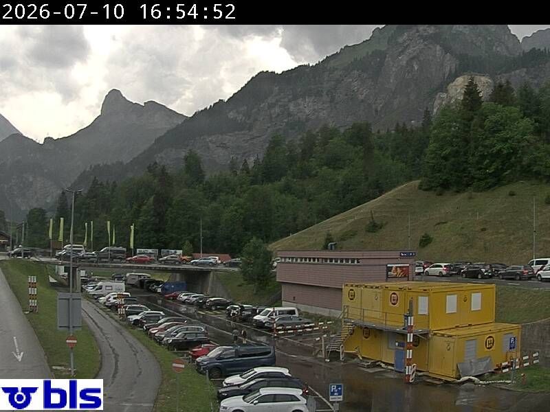 Kandersteg › Süden: Autoverlad Lötschberg