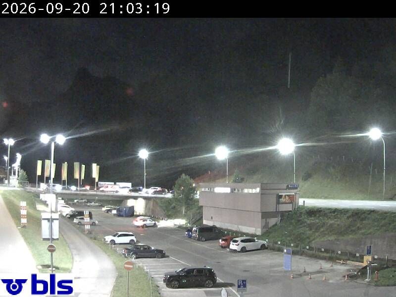 Kandersteg › Süden: Autoverlad Lötschberg