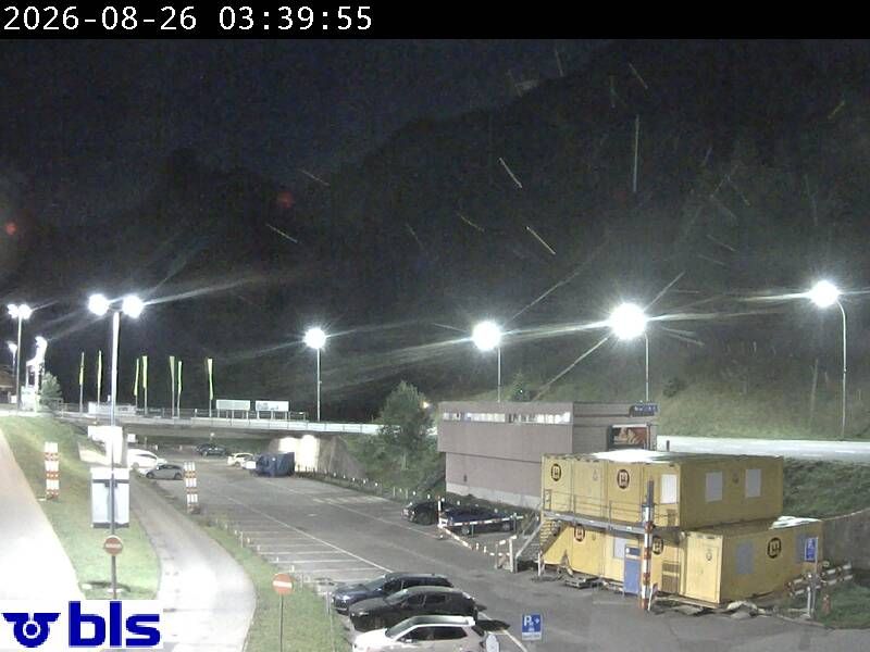 Kandersteg › Süden: Autoverlad Lötschberg