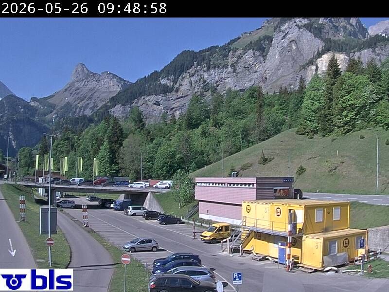 Kandersteg › Süden: Autoverlad Lötschberg