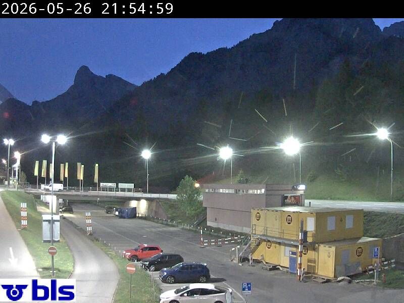 Kandersteg › Süden: Autoverlad Lötschberg