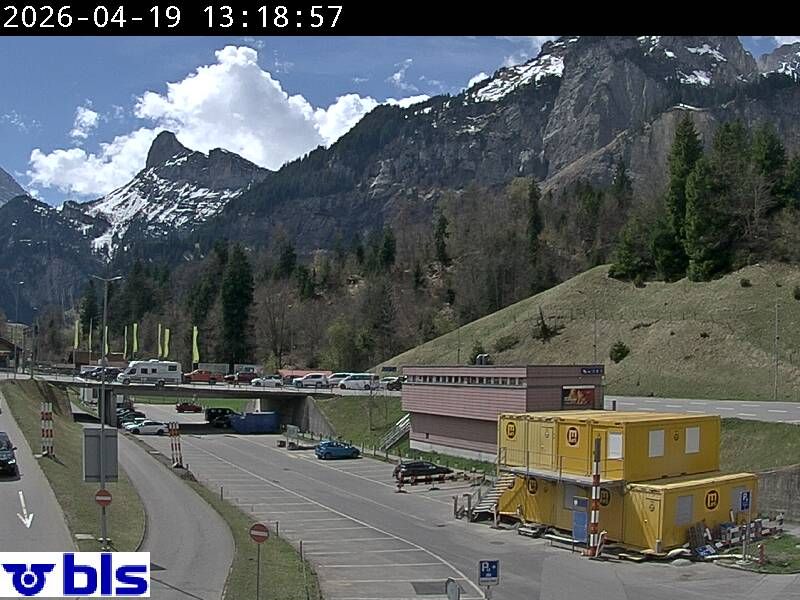 Kandersteg › Süden: Autoverlad Lötschberg