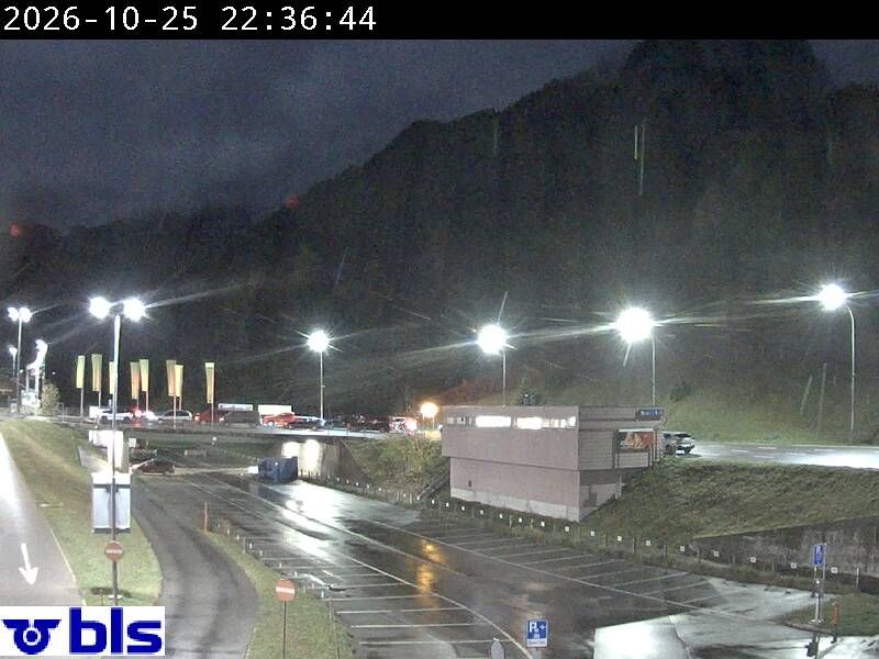 Kandersteg › Süden: Autoverlad Lötschberg