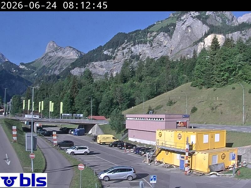 Kandersteg › Süden: Autoverlad Lötschberg