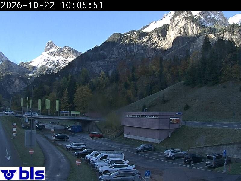 Kandersteg › Süden: Autoverlad Lötschberg