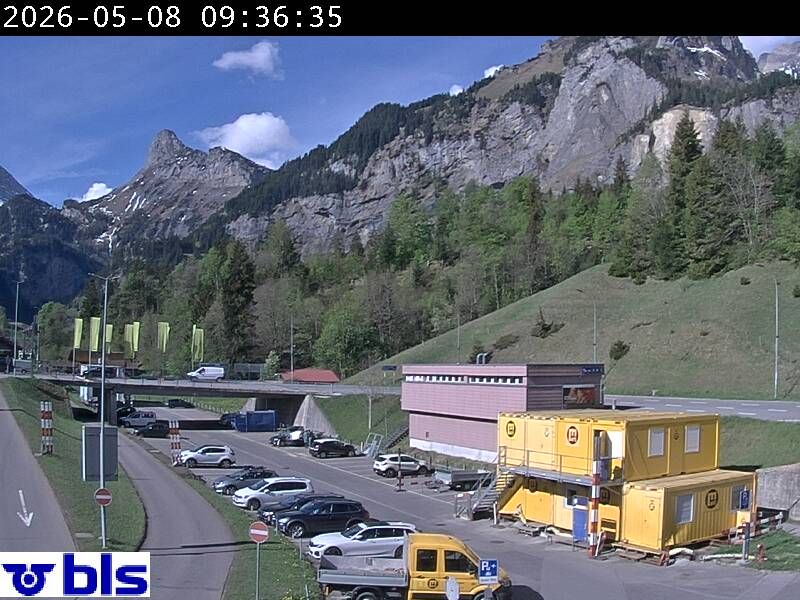 Kandersteg › Süden: Autoverlad Lötschberg