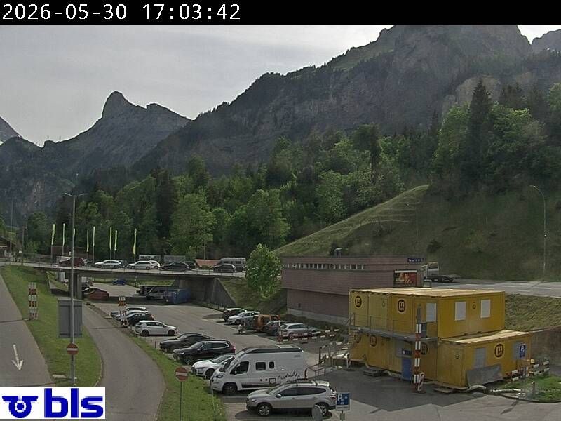 Kandersteg › Süden: Autoverlad Lötschberg