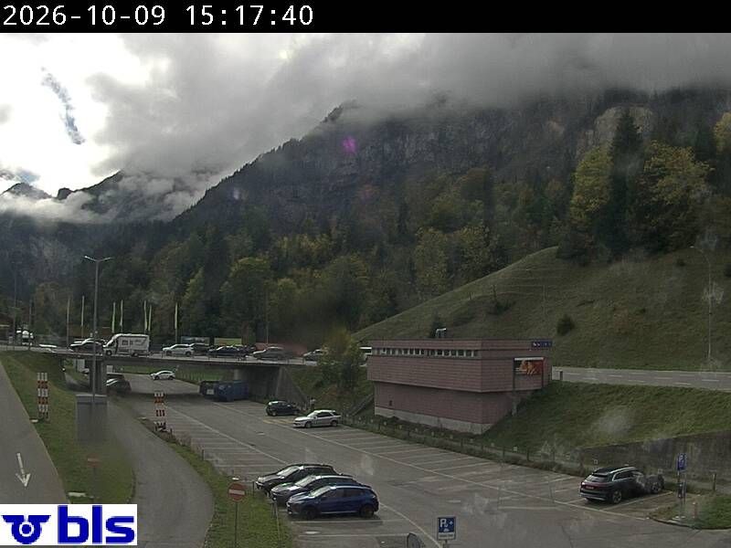 Kandersteg › Süden: Autoverlad Lötschberg