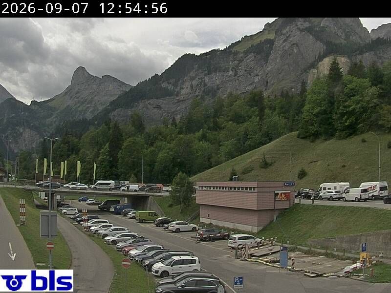 Kandersteg › Süden: Autoverlad Lötschberg
