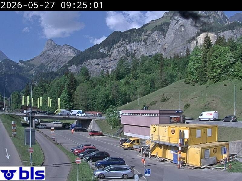 Kandersteg › Süden: Autoverlad Lötschberg
