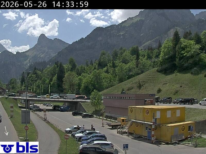 Kandersteg › Süden: Autoverlad Lötschberg