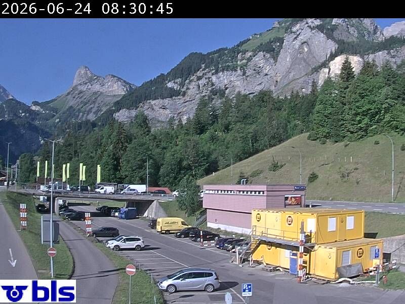 Kandersteg › Süden: Autoverlad Lötschberg