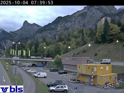 Kandersteg › Süd: Autoverlad Lötschberg