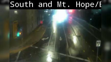 Traffic Cam Rochester: South Ave at Byron/Mt. Hope