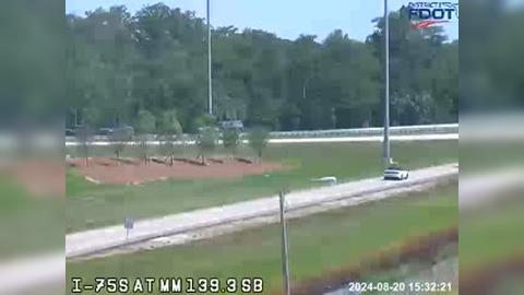 Traffic Cam The Forum: 1393S_75_At_Luckett_M139