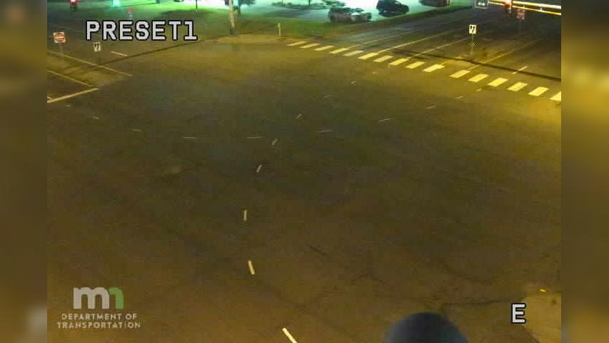 Traffic Cam Maplewood: T.H.61 SB @ Co Rd D