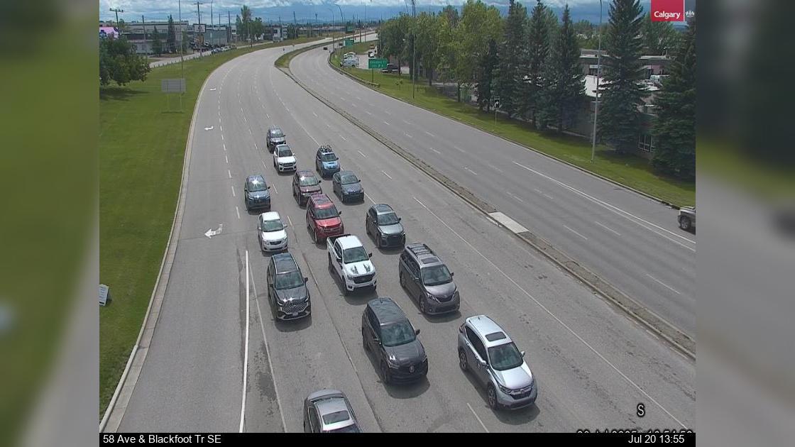 Traffic Cam Burns Industrial: 58 Avenue - Blackfoot Trail SE