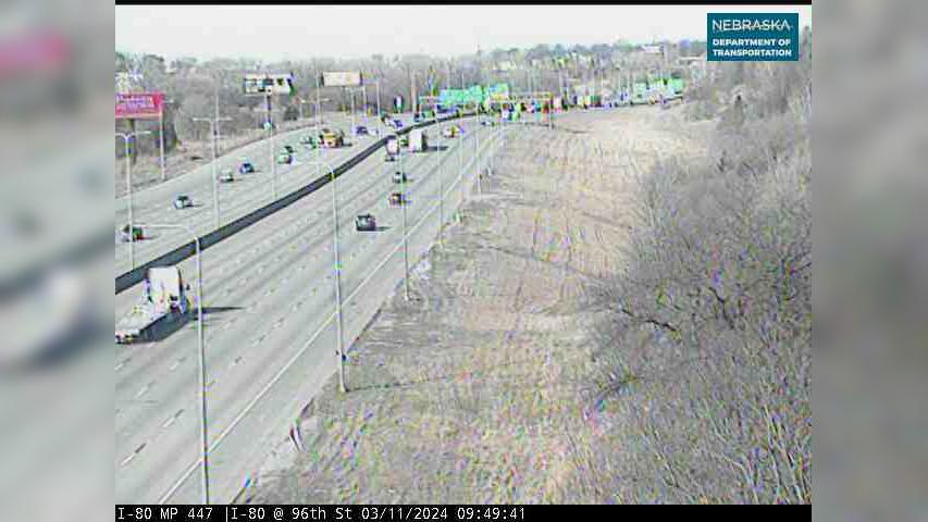 Traffic Cam Millard: I-80: Omaha 96th St: E and W Interstate