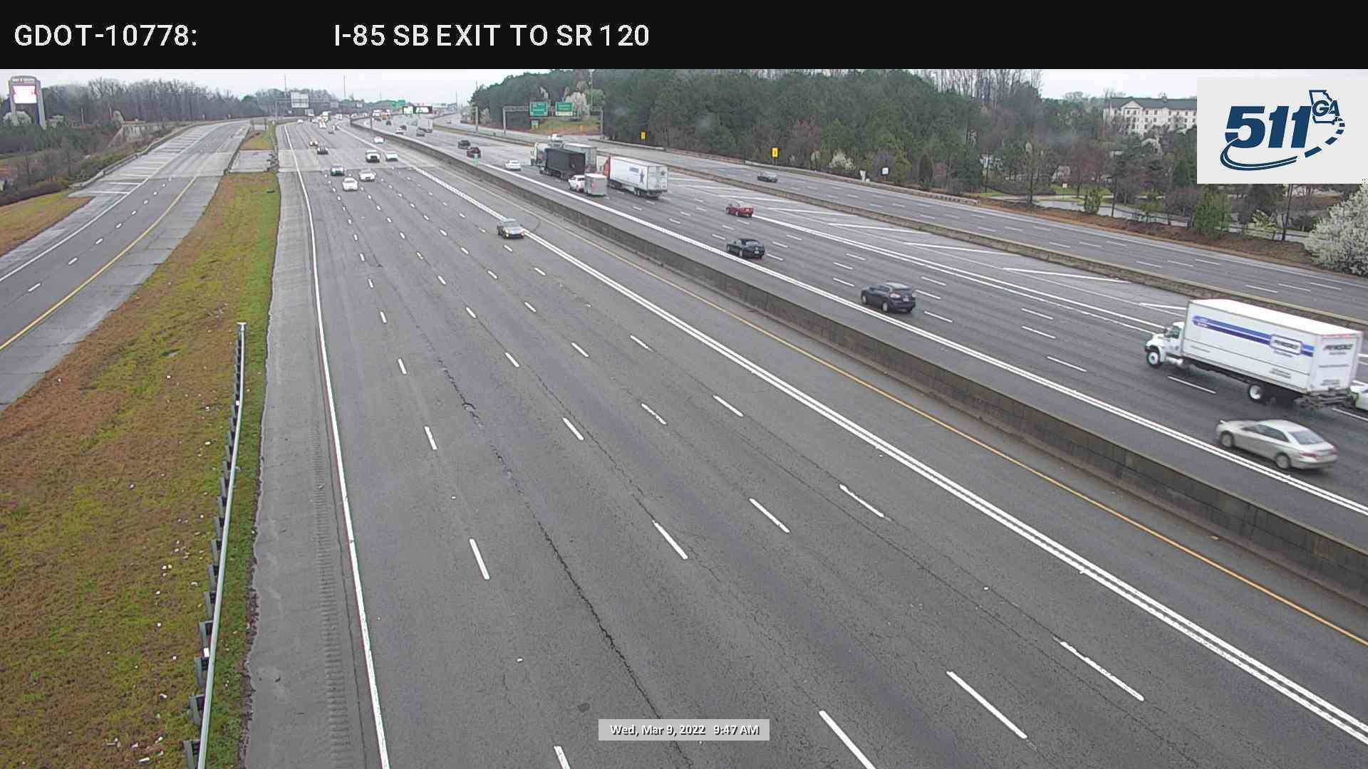 Traffic Cam Maple Ridge: GDOT-CAM-