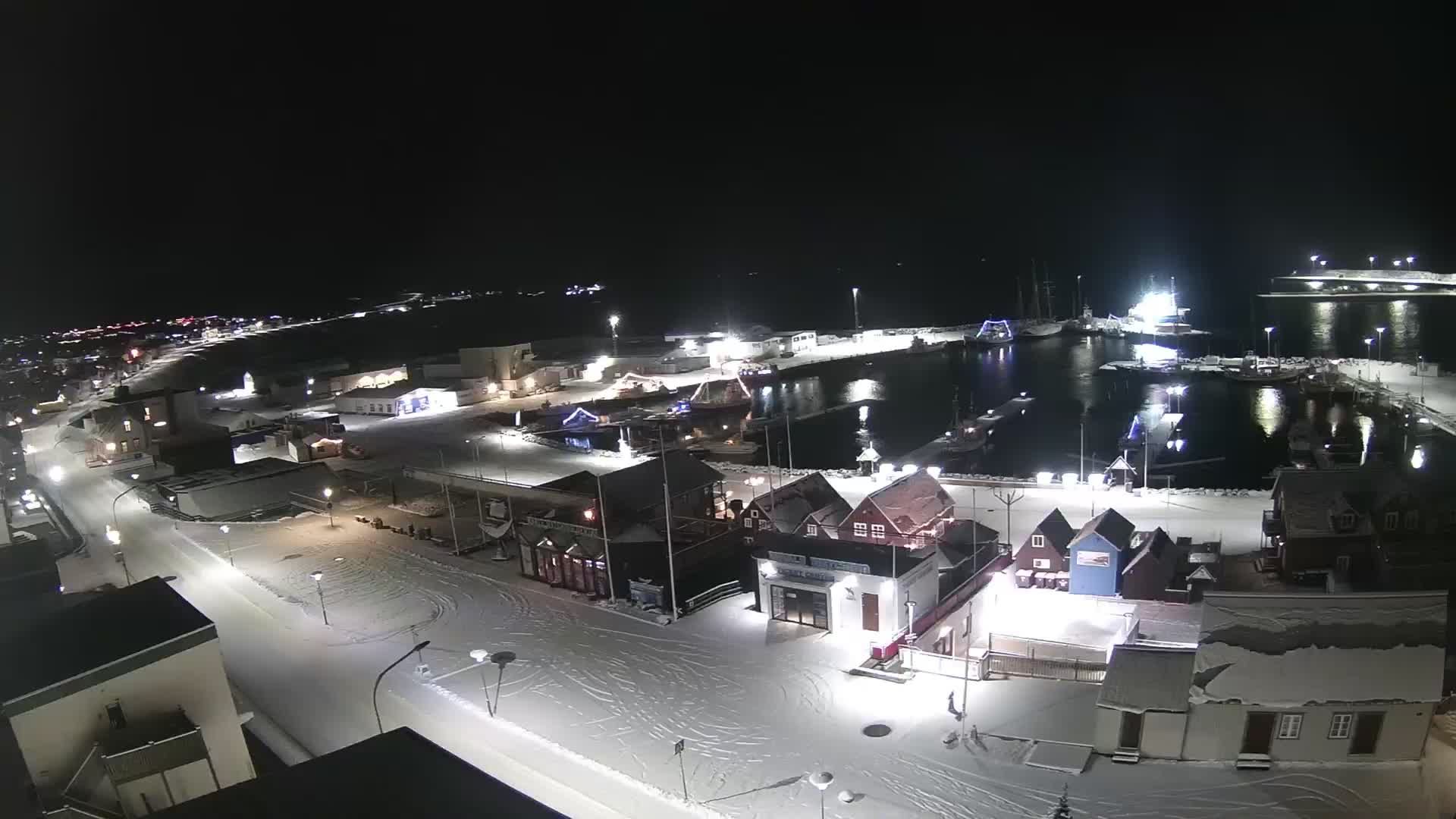 Husavik › South-West: Húsavík