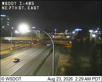 Traffic Cam Bellevue: I-405 at MP 13.7: NE 7th St, East