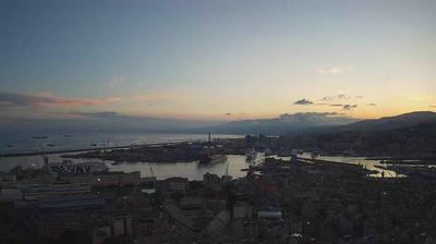 immagine della webcam nei dintorni di Sant'Olcese: webcam Genova