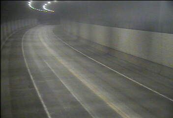 Traffic Cam Silver Creek: MN 61: T.H.61 NB (Silver Cliff Tunnel)