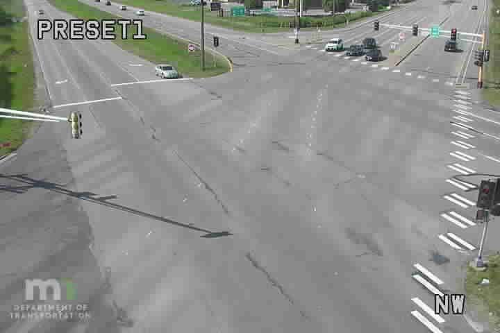 Traffic Cam Rockford Glen: MN 55: T.H.55 EB @ Peony Ln