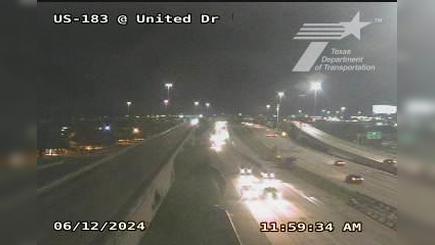 Traffic Cam Wooten › North: US-183 @ United Dr