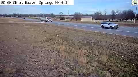 Traffic Cam Riverton: US-69 SB at Baxter Springs MM 6.3
