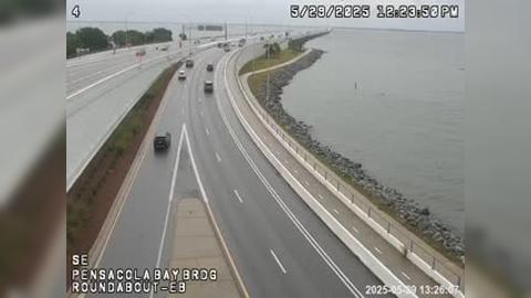 Traffic Cam Pensacola: Bay Bridge (Round-a-bout EB)