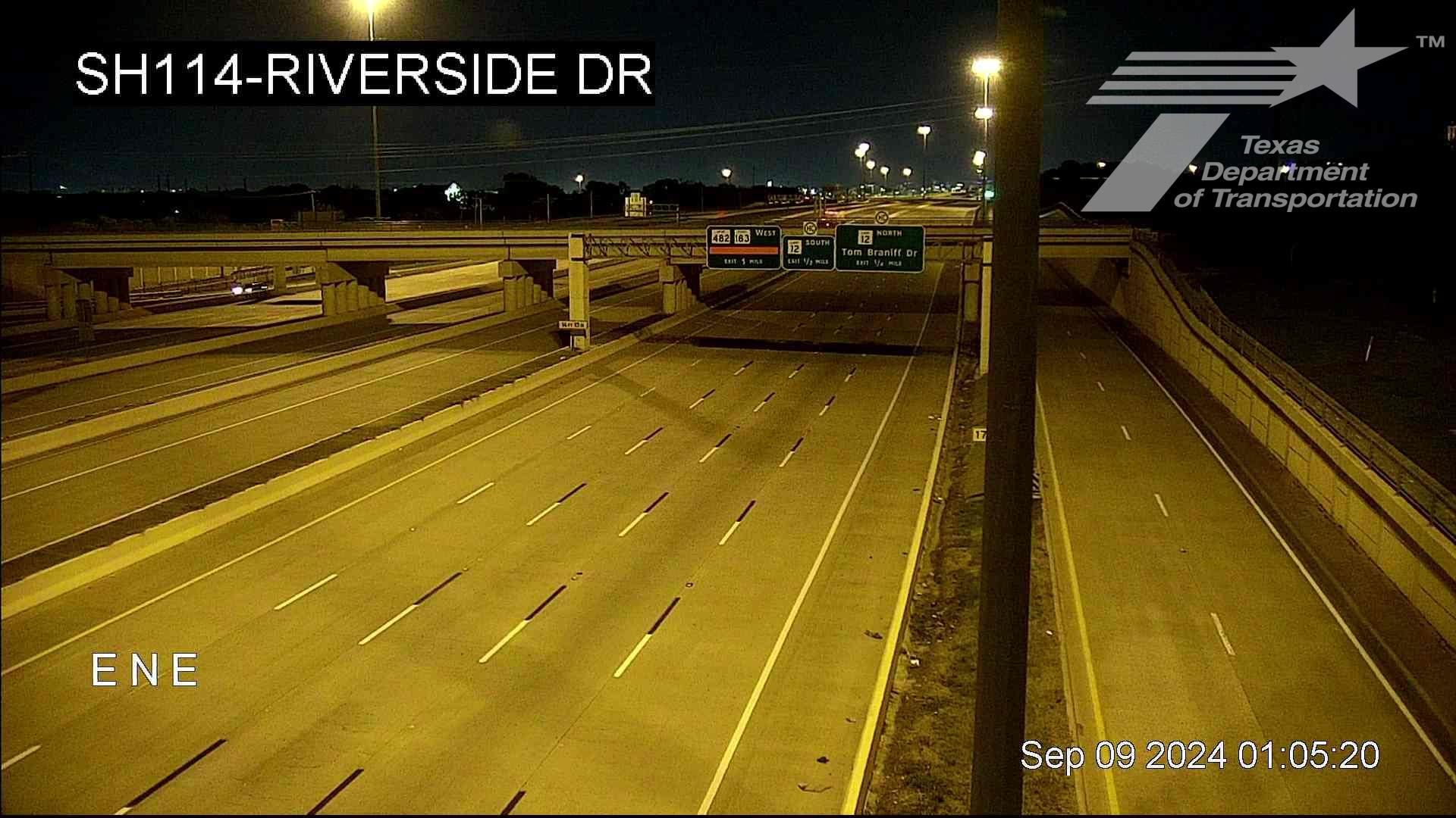 Traffic Cam Irving › East: SH114 @ Riverside Dr