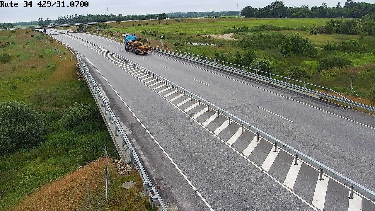 Traffic Cam Bjergby › South: Haderup Omfartsvej - S