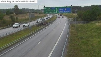 Traffic Cam Valla: Väster Täby kyrkby