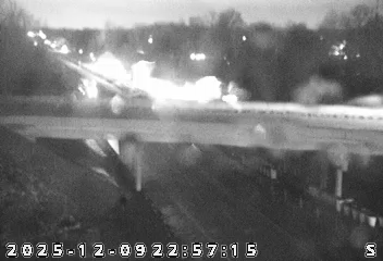 Traffic Cam Royalton: I-65: 1-065-128-8-1 I-865