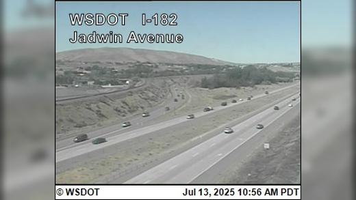 Traffic Cam Richland: Aaron Drive - Interstate 182 - Jadwin Avenue
