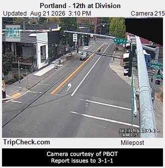 Traffic Cam Portland: 12th at Division