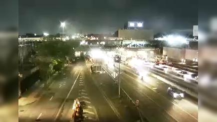 Traffic Cam New York › North: I-678 at 91st Avenue