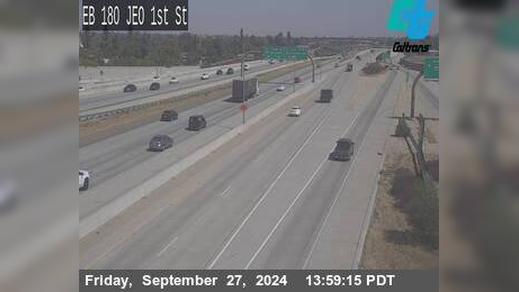 Traffic Cam Fresno › West: FRE-180-JEO 1ST ST