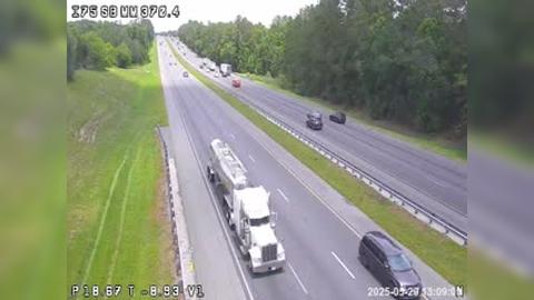Traffic Cam South Side: I-75 @ MM 370.4 SB