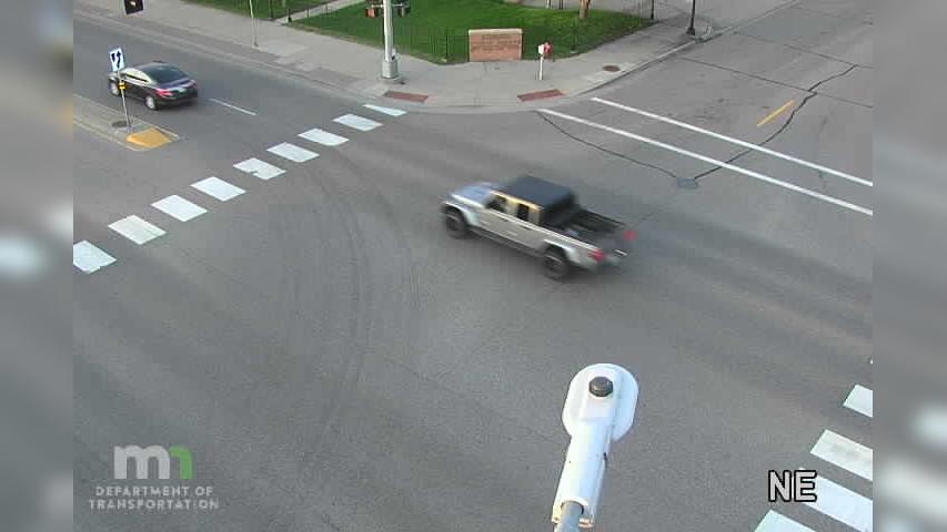 Traffic Cam Hastings: T.H.61 @ 4th St