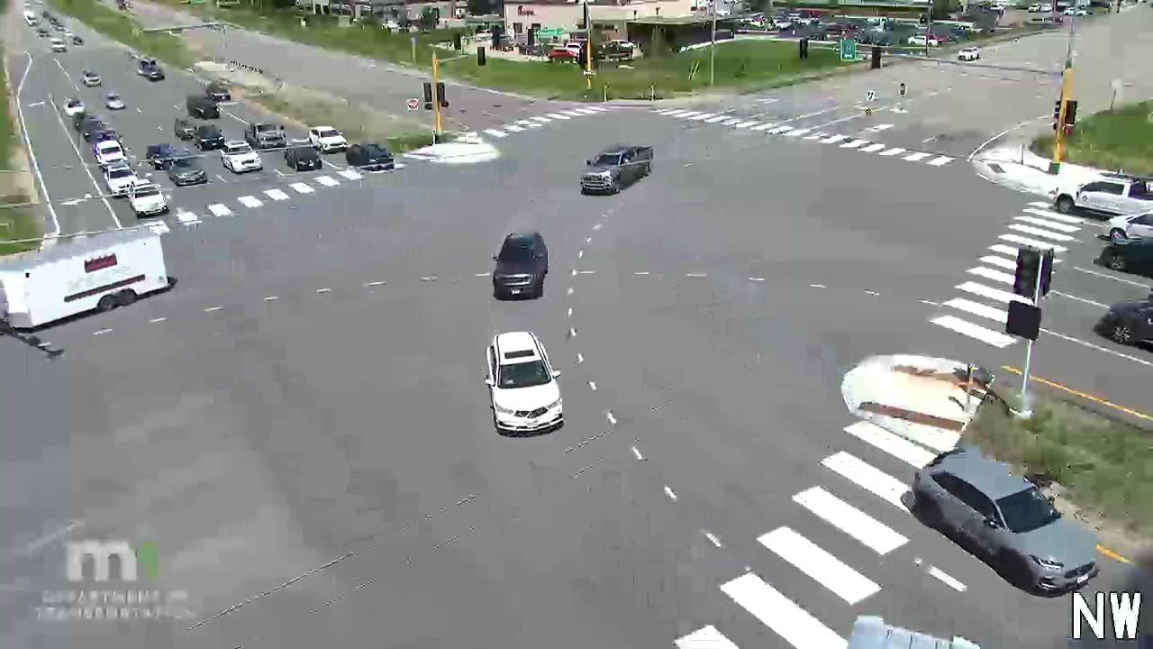 Traffic Cam Plymouth: T.H.55 EB @ Fernbrook Ln