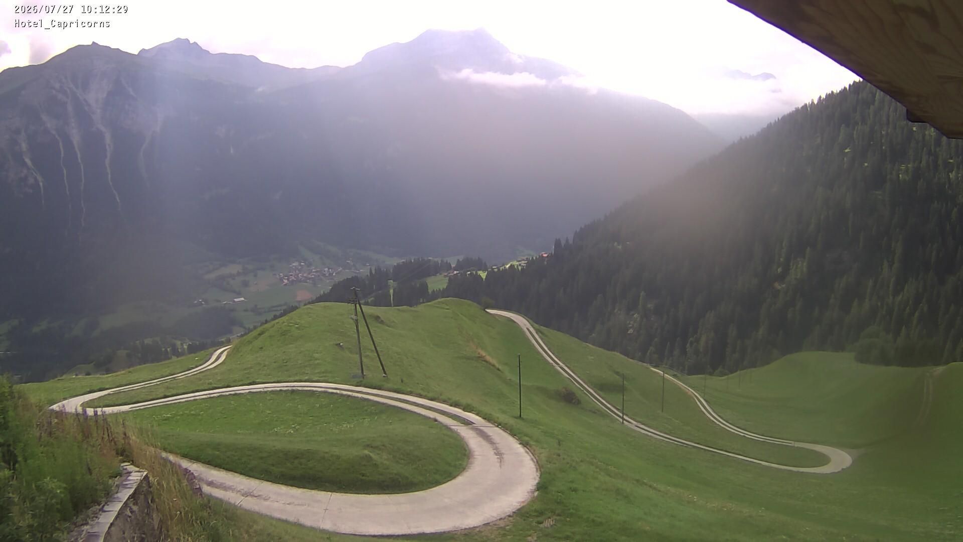 Muntogna da Schons: Casti-Wergenstein