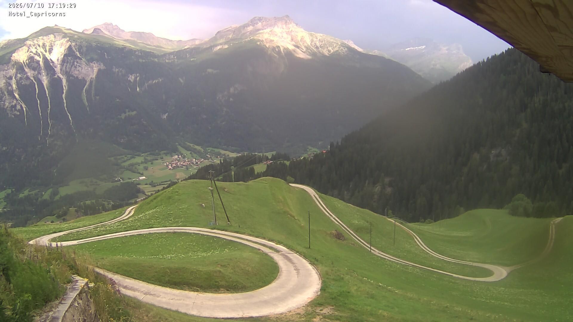 Muntogna da Schons: Casti-Wergenstein