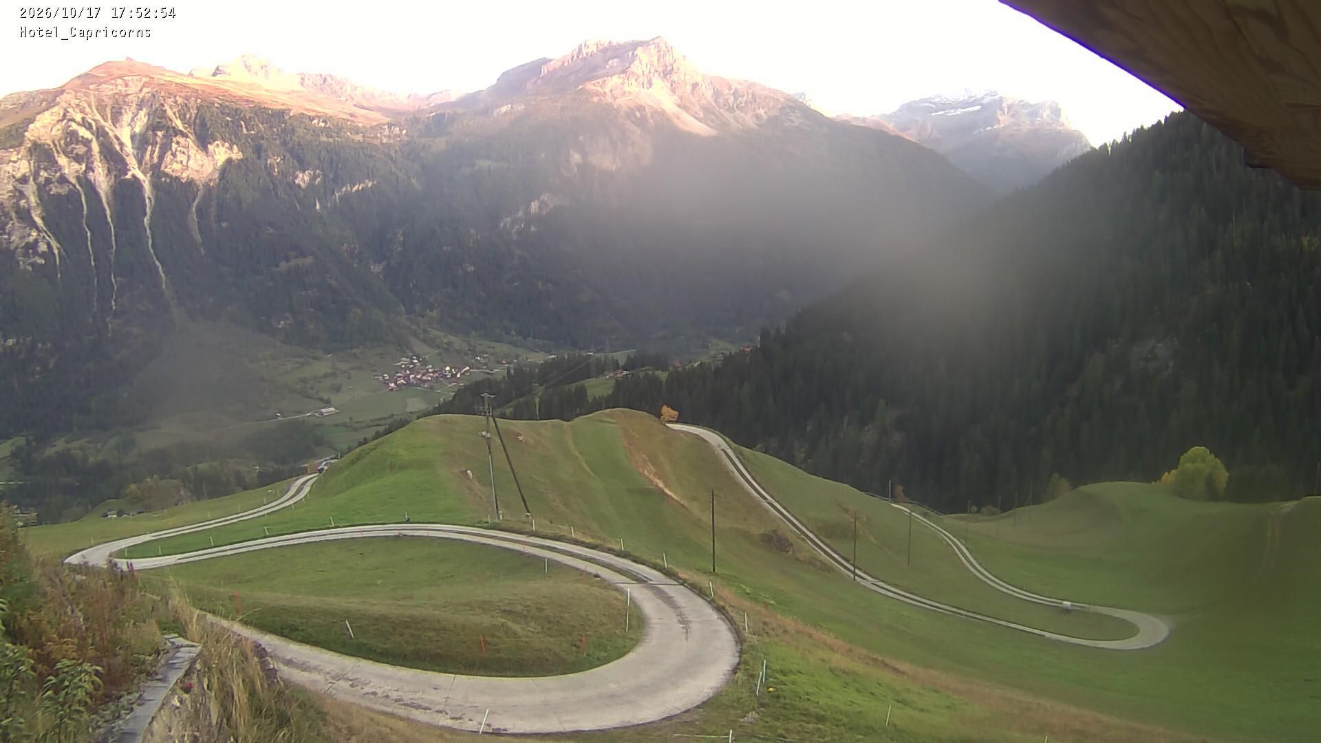 Muntogna da Schons: Casti-Wergenstein