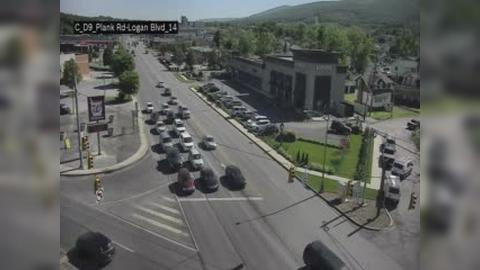 Traffic Cam Altoona: PLANK RD @ LOGAN BLVD