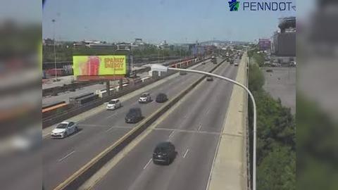 Traffic Cam South Philadelphia: I-95 @ MM 17 (NORTH OF BRD ST)